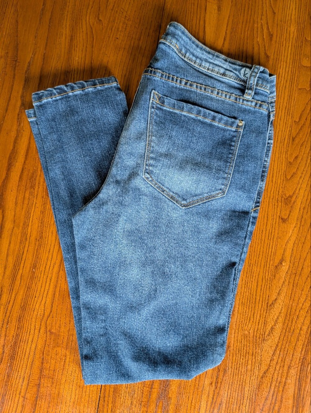 Kensie Effortless Ankle Mid Rise Jeans – Medium Wash Skinny Straight – Size 8/29